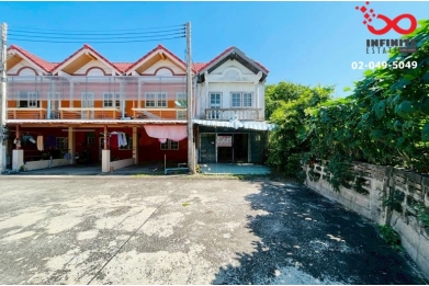 91710, ขายทาวน์เฮ้าส์ 2 ชั้น 18 ตรว.ถนนนราธิป ใกล้สี่แยกชะอำ เหมาะกับครอบครัวเริ่มต้น