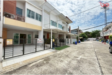 91704, ขายทาวน์เฮาส์ 2 ชั้น หมู่บ้านปริญ รามอินทรา-วัชรพล รีโนเวทใหม่ ใกล้ BTS วัชรพล