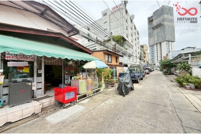 91896, ขายที่ดินพร้อมห้องเช่า 27ตรว.ประชาอุทิศ ใกล้MRT ห้วยขวาง