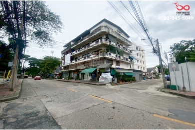 91889, ขายอาคารพาณิชย์ 4 ชั้น 3 คูหา 63 ตร.วา ซอยงามวงศ์วาน 43 ใกล้เดอะมอลล์ 