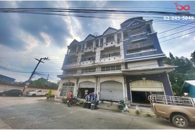 92052, ขายอาคารพาณิชย์ 5 ชั้น 17 ตร.วา ลาดพร้าว101 โพธิ์แก้ว  พร้อมอยู่ 