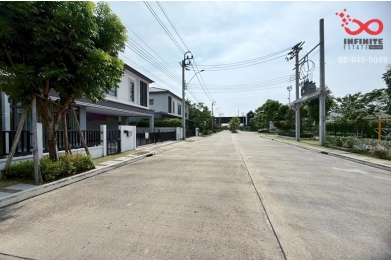 91968, บ้านหรู แกรนด์ บริทาเนีย พระราม 9–กรุงเทพกรีฑา ใกล้มอเตอร์เวย์ | 56 ตร.วา 215 ตร.ม.