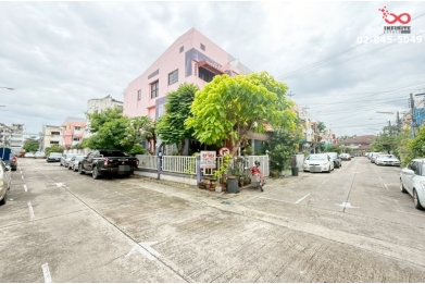 92187, ขายทาวน์เฮาส์ 3ชั้น 27ตร.ว.หลังมุมต้นโครงการ ธันยกานต์ วัชรพล ใกล้ BTS สายหยุด รถไฟฟ้าสายสีชมพู