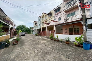 92026, ขายทาวน์เฮาส์ 3.5ชั้น 27ตร.วา ลาดพร้าววังหิน-โชคชัย4 ใกล้ MRT 