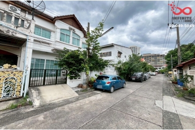 92421, ทาวน์เฮาส์ 2ชั้น 18ตรว.รีโนเวทใหม่ รามคำแหง 36/1 บางกะปิ 