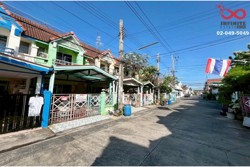 ขายทาวน์เฮาส์ 2ชั้น 16ตรว. พูนสินธานี 3 เคหะร่มเกล้า 64 