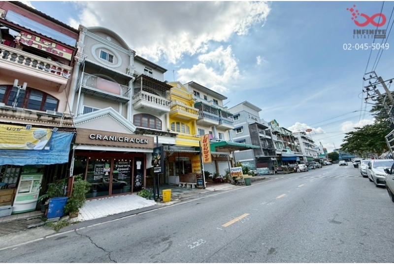 ขายอาคารพาณิชย์4.5ชั้น 20ตร.ว.พร้อมกิจการร้านอาหาร-กาแฟ บางใหญ่ซิตี้ อุปกรณ์ครบ 