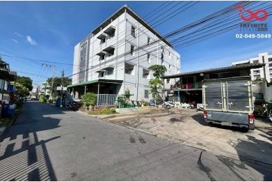 92426, ขายที่ดินพร้อมสิ่งปลูกสร้าง 61ตรว.ลาดพร้าว 136 ใกล้ MRT สีเหลืองสถานีบางกะปิ