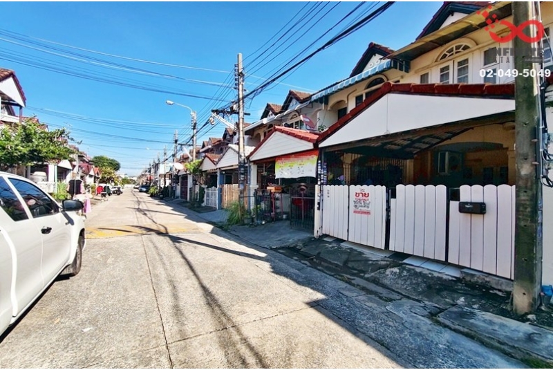ขายทาวน์เฮาส์ 2ชั้น 19ตรว. ม.สุขนที ลาดปลาเค้า 64 ใกล้ BTS/MRT