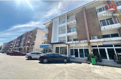 92486, ขายอาคารพาณิชย์ 3.5 ชั้น วิลล่าคุณาลัย 17ตรว.วัดลาดปลาดุก ปรับปรุงใหม่